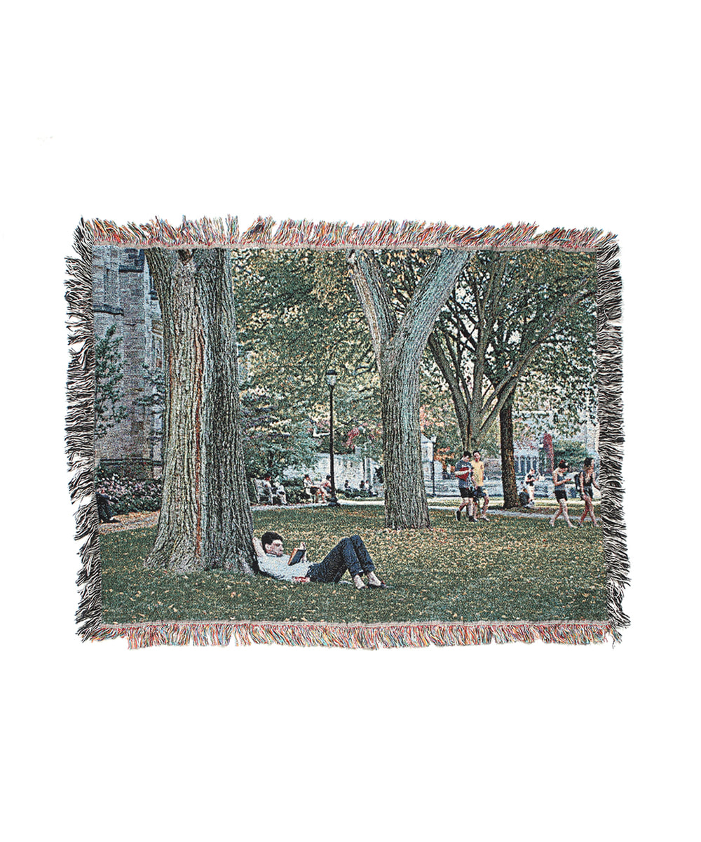 YALE X JITKI RELAXING ON CAMPUS BLANKET SMALL